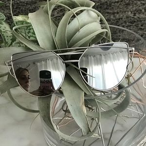 Silver mirrored sunglasses